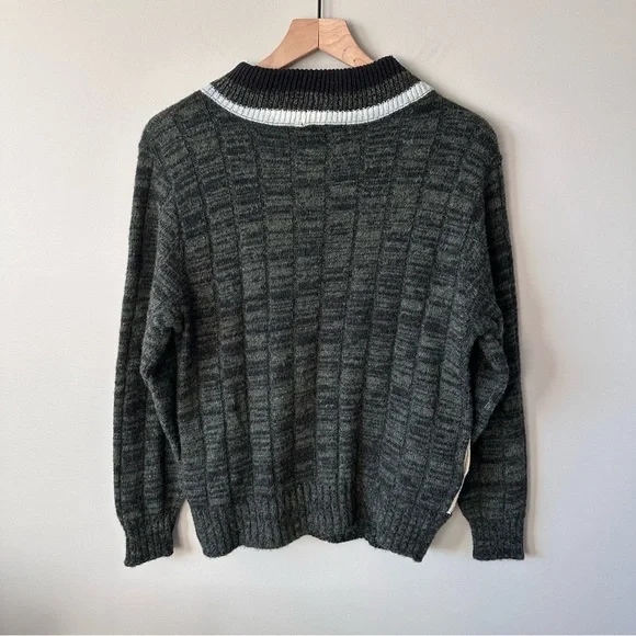 Milwaukee Knits Vintage 50s 60s  Sz M Wool Orlon Sweater Pockets Cricket Vneck - Picture 8 of 15